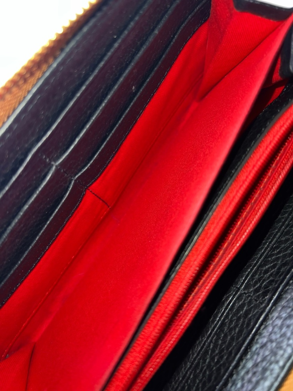 Dooney & Bourke | Pebble Grain Zip Around Wallet | Black | Large - Picture 12 of 15